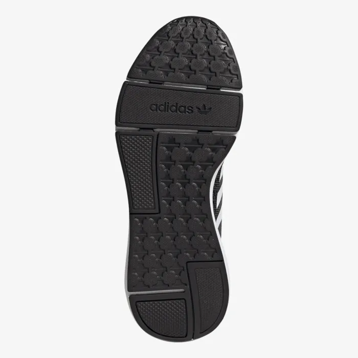adidas SWIFT RUN 22 
