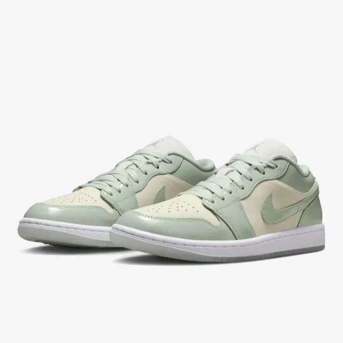 JORDAN WMNS AIR JORDAN 1 LOW SE 