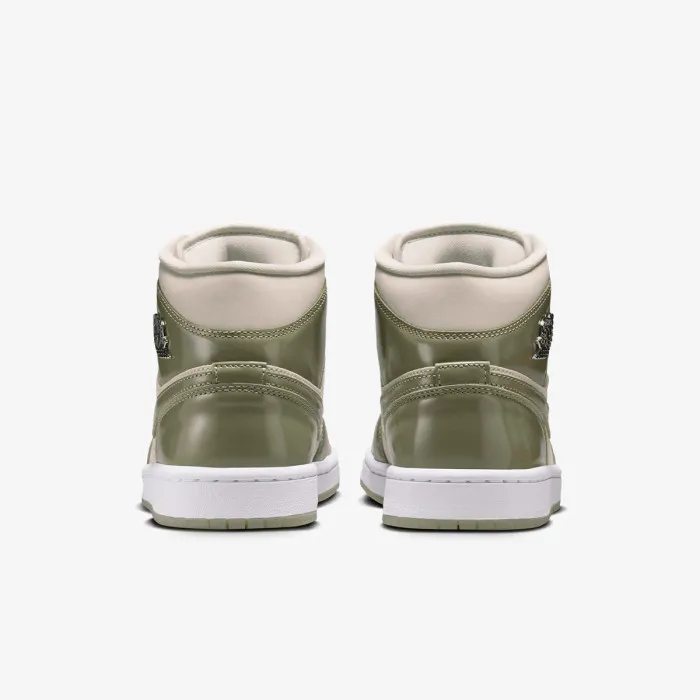 JORDAN WMNS AIR JORDAN 1 MID SE 