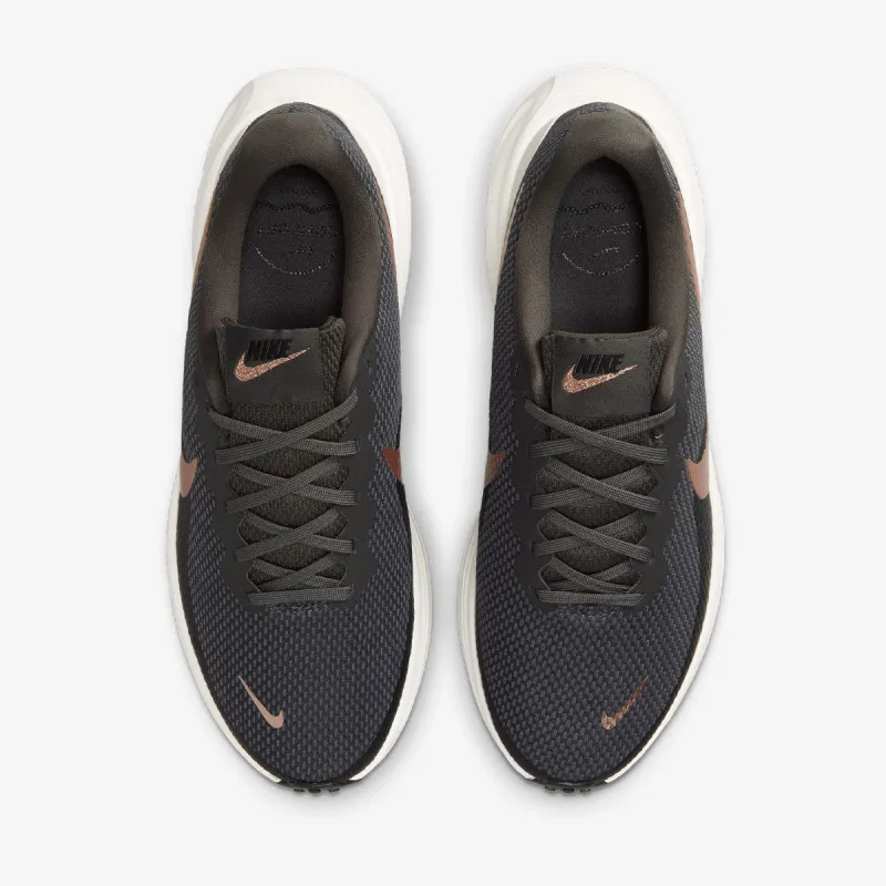 Nike W NIKE REVOLUTION 8 