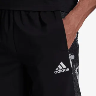 adidas Essentials BrandLove