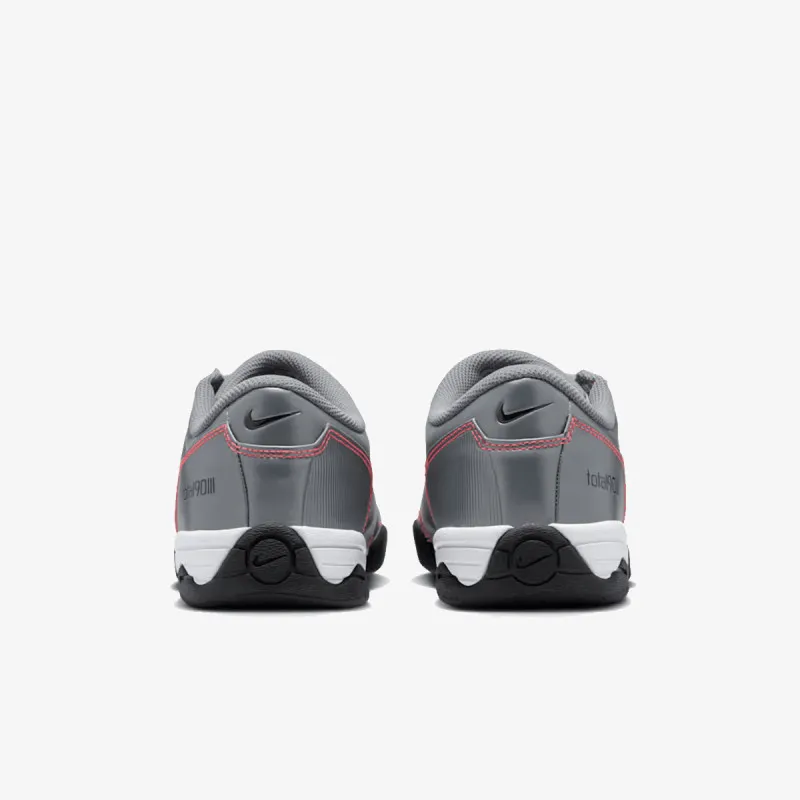 Nike TOTAL 90 