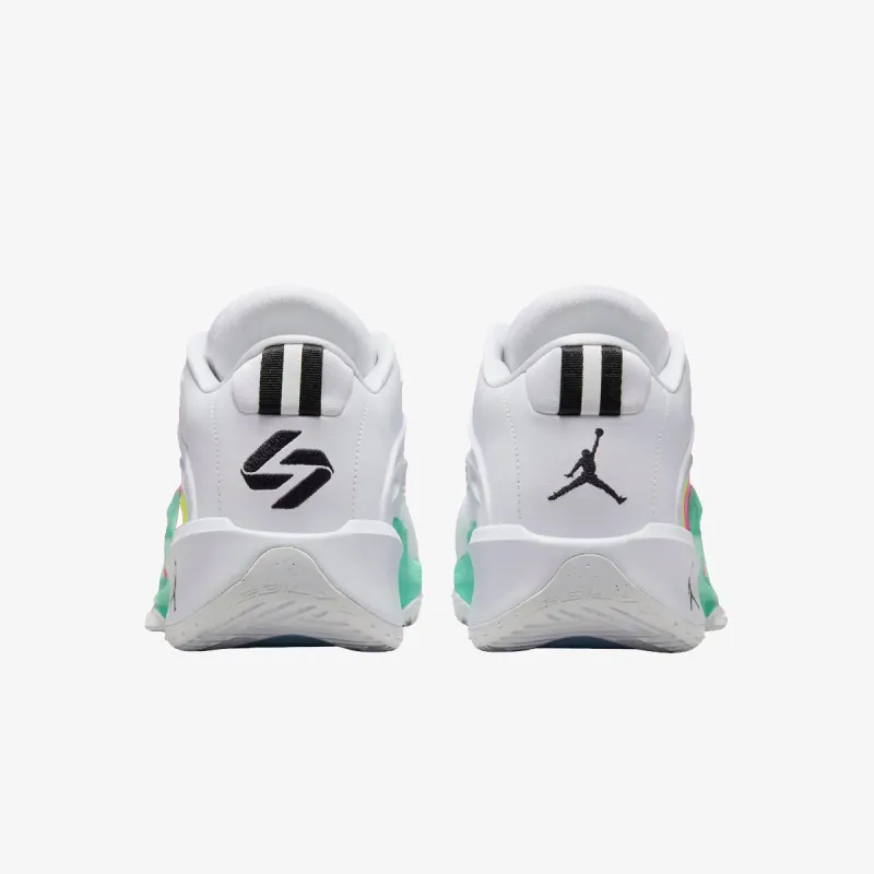 Nike JORDAN LUKA 3