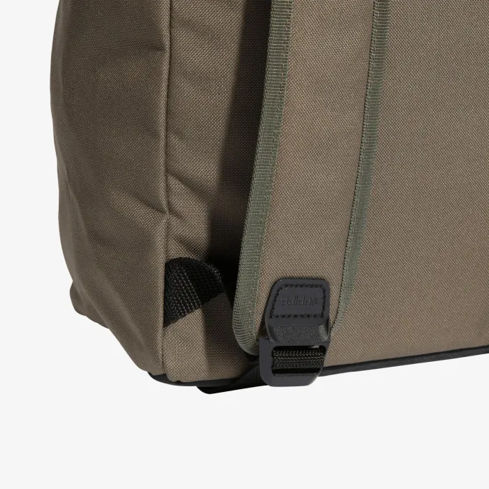 Classic Foundation Backpack 