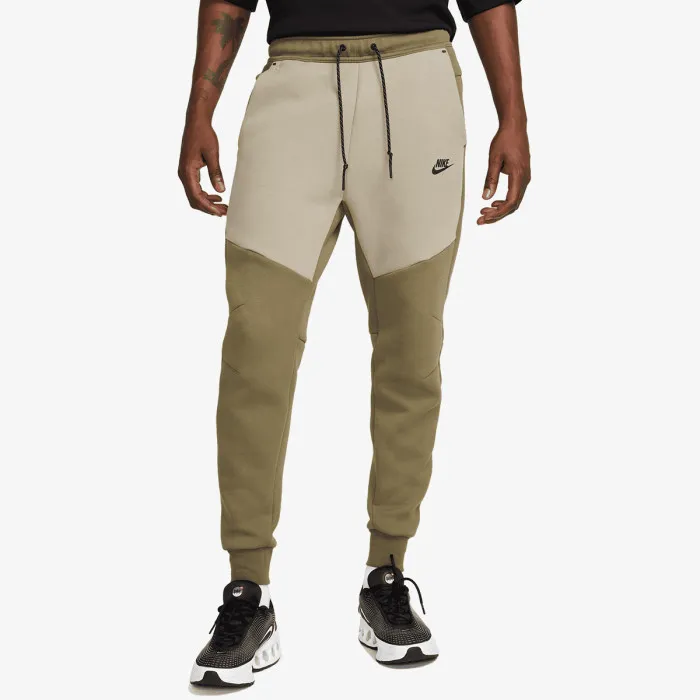 Nike M NK TCH FLC JGGR 