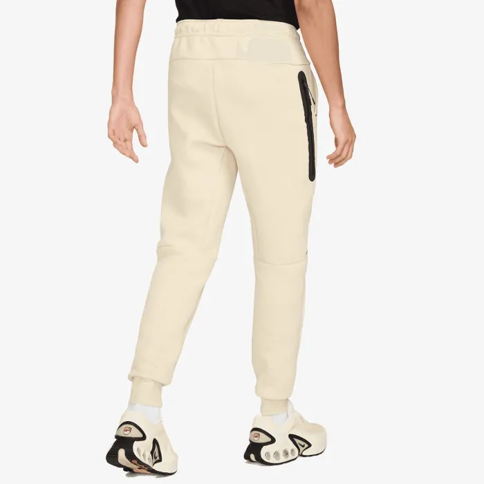 Nike M NK TCH FLC JGGR 