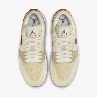 JORDAN WMNS AIR JORDAN 1 LOW CE 