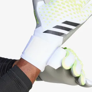 adidas PRED GL COM