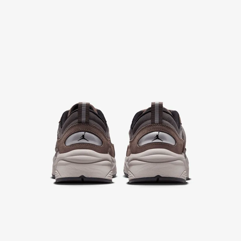 JORDAN JORDAN TRUNNER O/S 