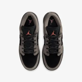 JORDAN AIR JORDAN 1 LOW SE (GS) 