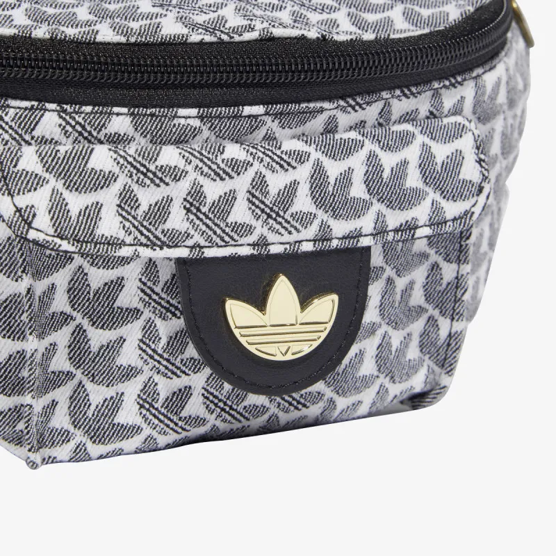 adidas Trefoil Moment