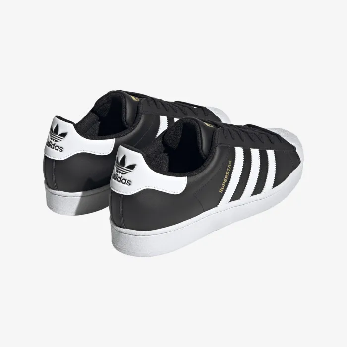 SUPERSTAR 