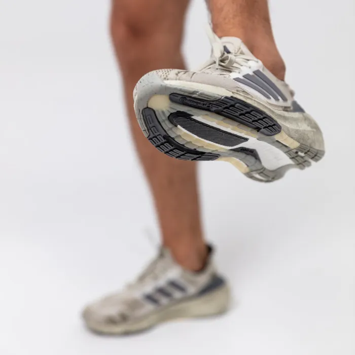 adidas ULTRABOOST LIGHT 