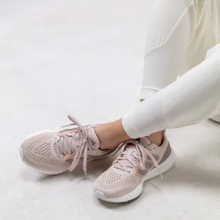 adidas PUREBOOST 23 W