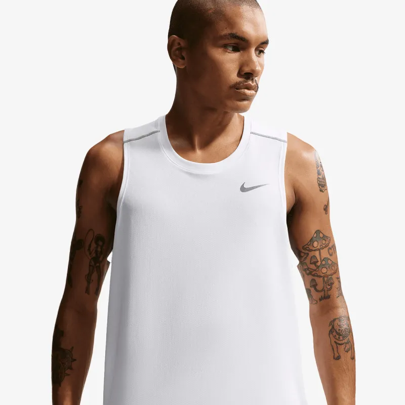 Nike Miler 