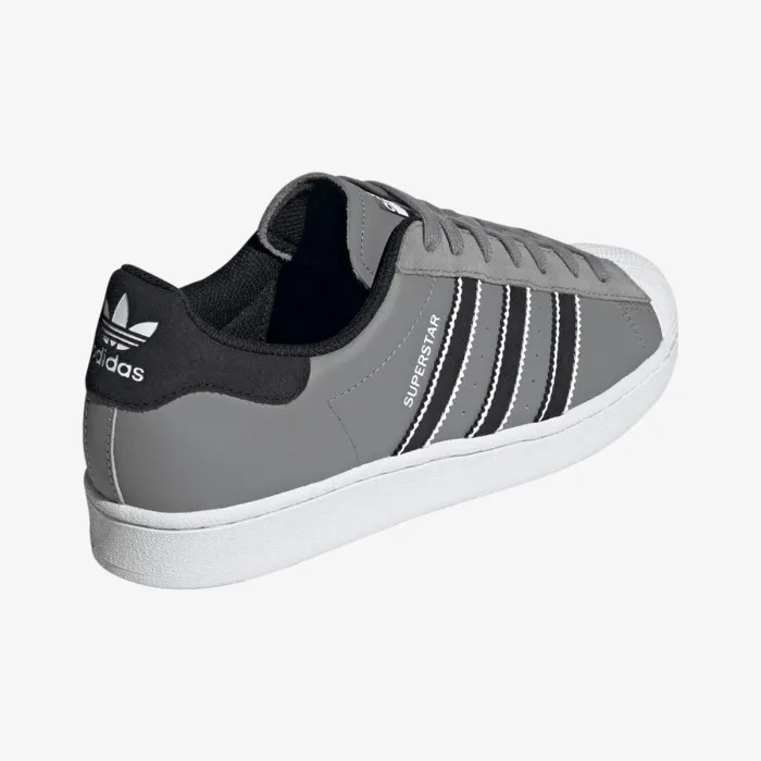 adidas SUPERSTAR
