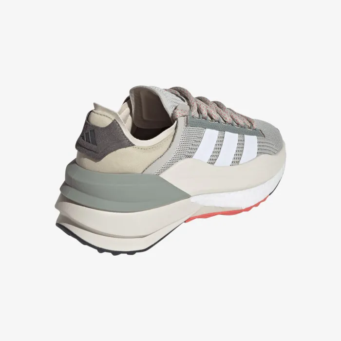 adidas AVRYN_X 