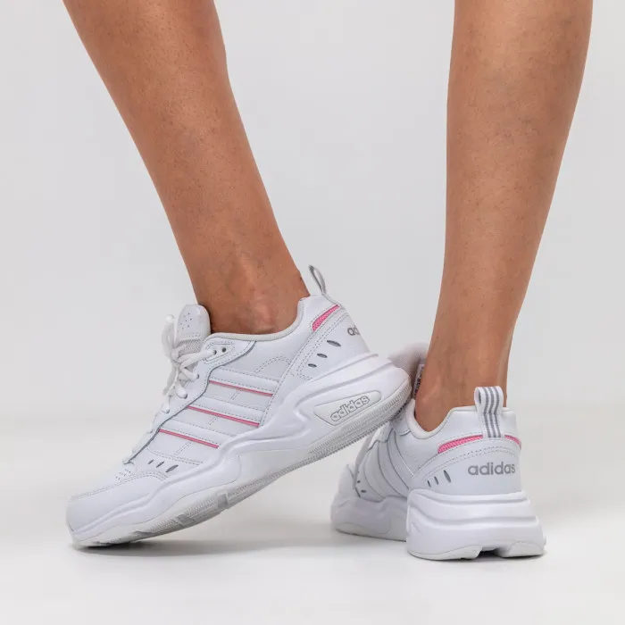 adidas STRUTTER 