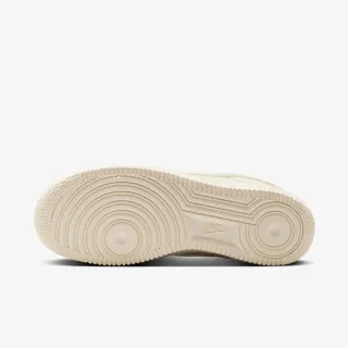 Nike WMNS AIR FORCE 1 '07 LX CN 
