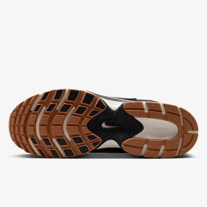 Nike NIKE V5 RNR SUEDE 