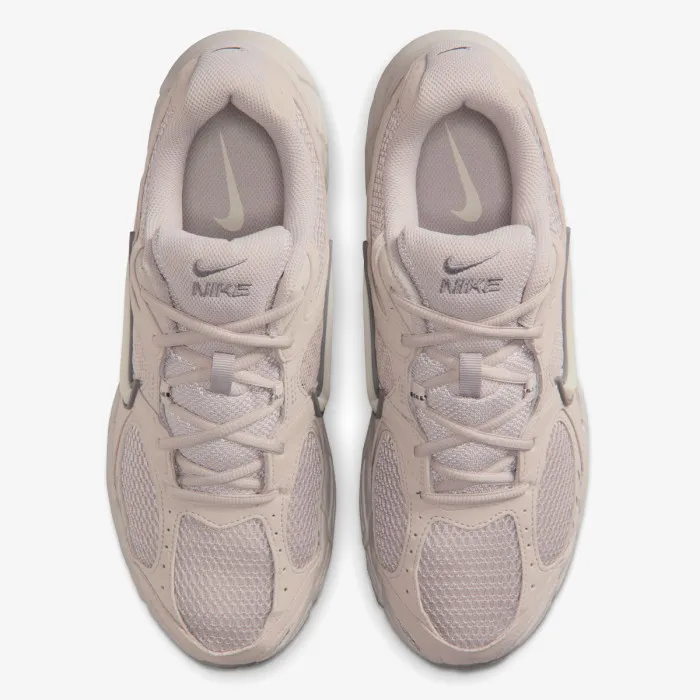 Nike NIKE V5 RNR SUEDE 