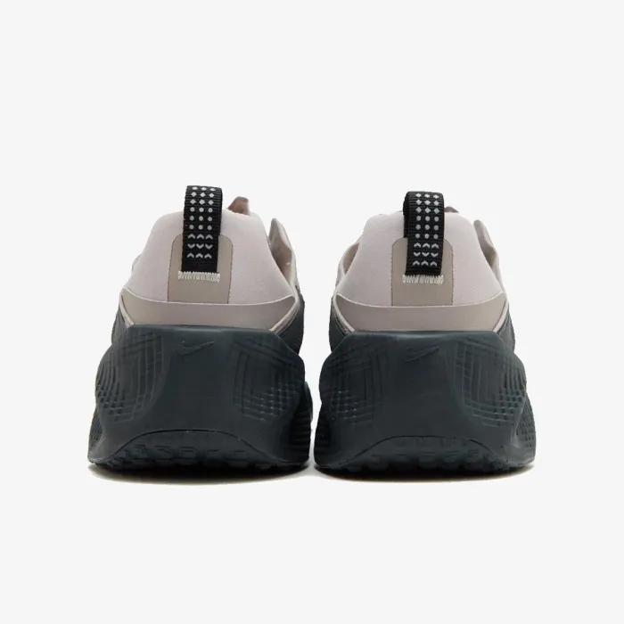 Nike NIKE AVA ROVER REFLECTIVITY 