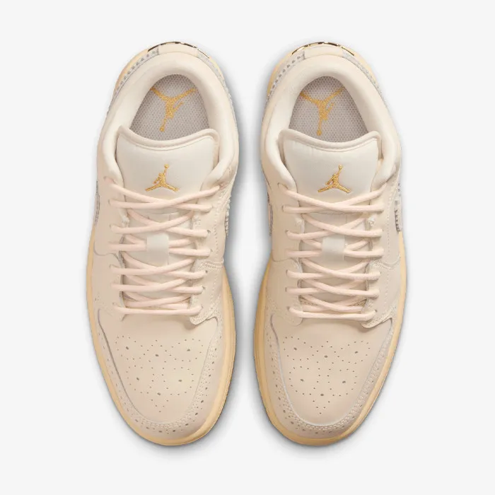 Nike WMNS AIR JORDAN 1 LOW SE 