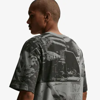 Nike FFF M NK AOP TEE 