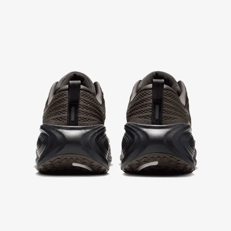 Nike Vomero Plus 