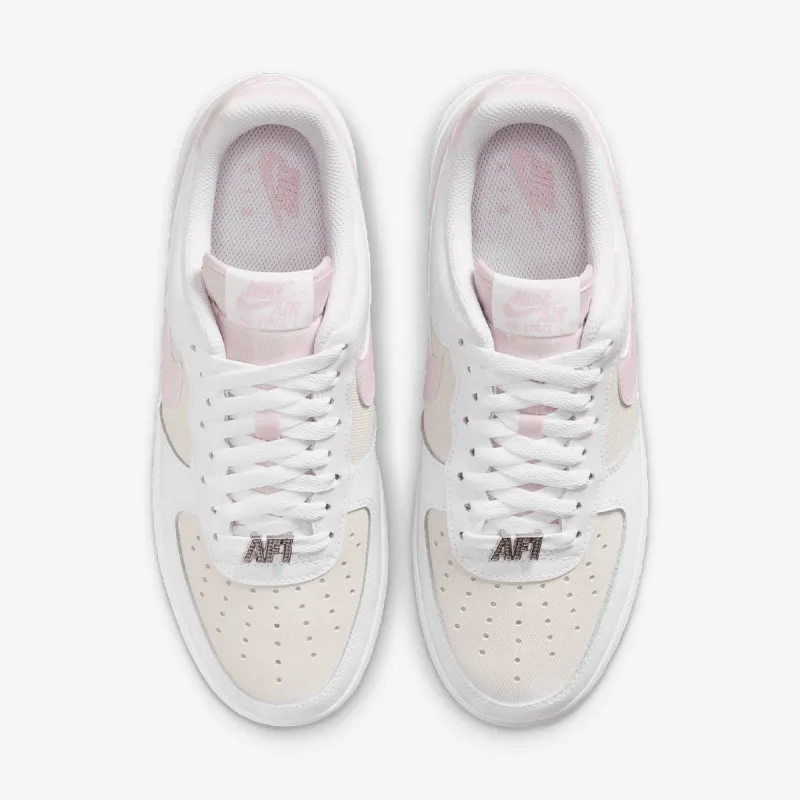 Nike W AIR FORCE 1 '07 SE HRDWR 