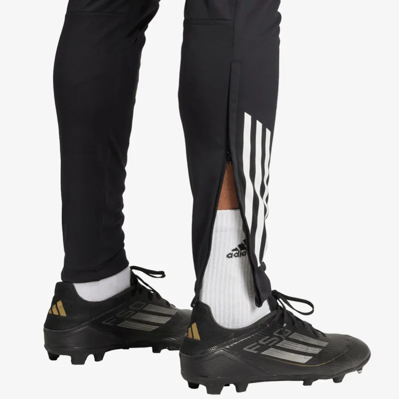 adidas MUFC TR PNT