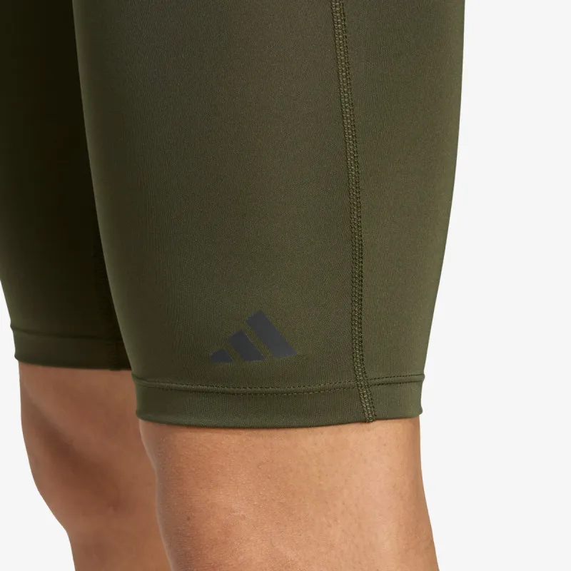 adidas TF BASE SHORT T 