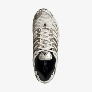 adidas ADISTAR CONTROL 3 