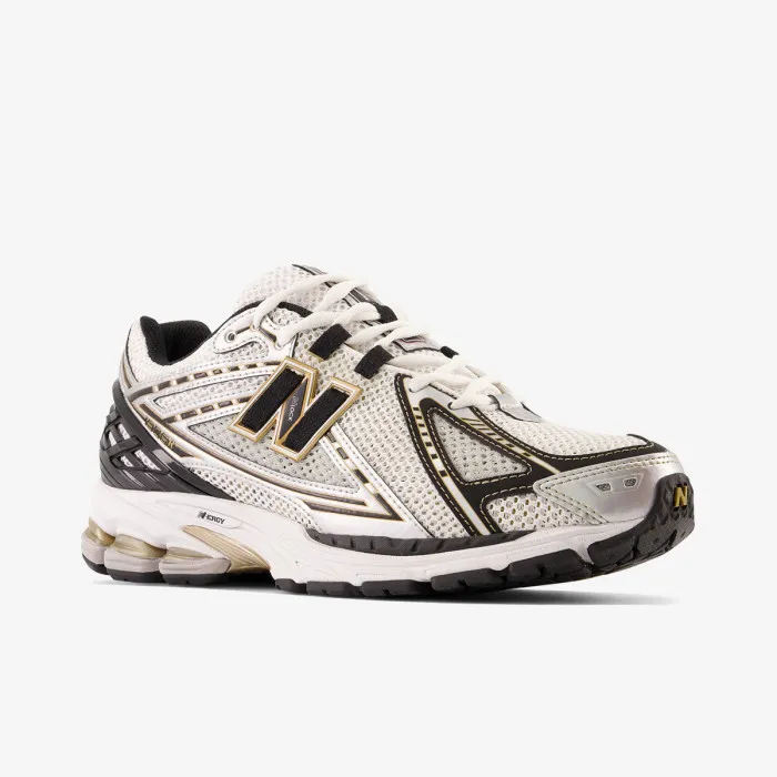 NEW BALANCE 1906R 