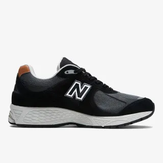 NEW BALANCE 2002