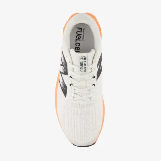 NEW BALANCE M FC PROPEL