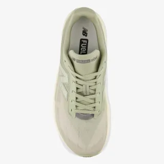 NEW BALANCE M FC REBEL 
