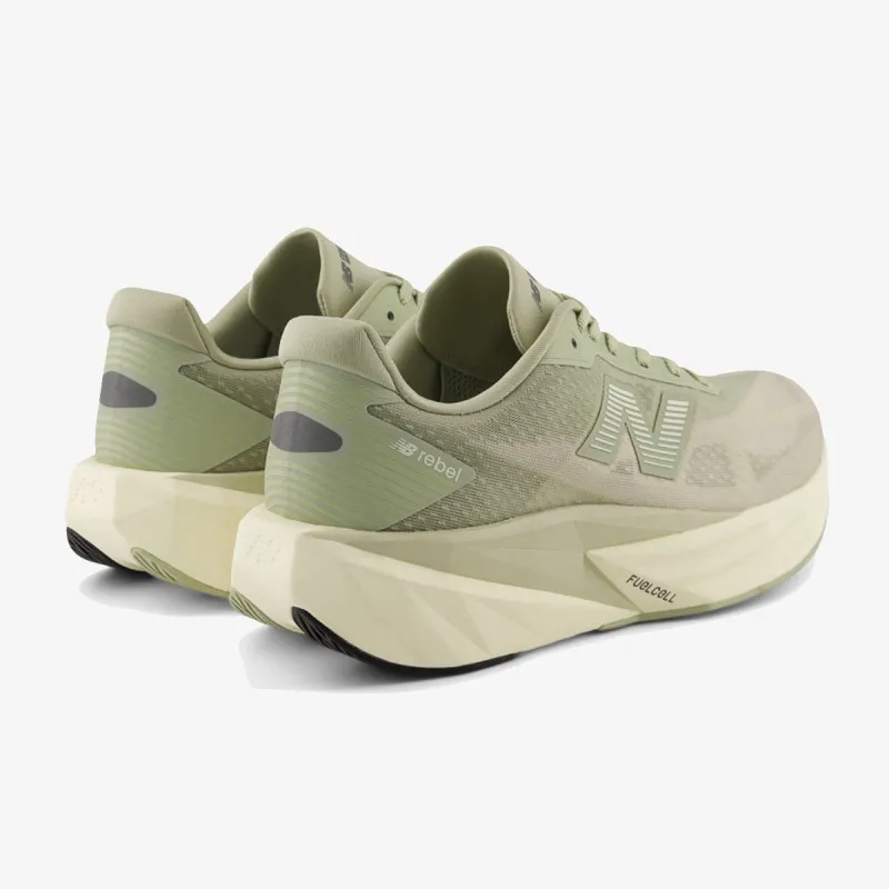 NEW BALANCE M FC REBEL 