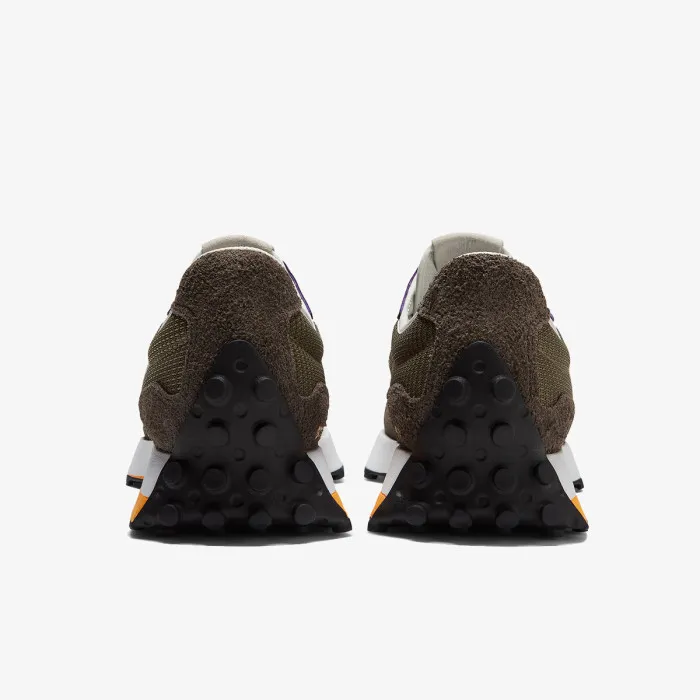 NEW BALANCE -327 