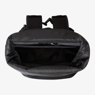 THE NORTH FACE BASE CAMP VOYAGER ROLLTOP