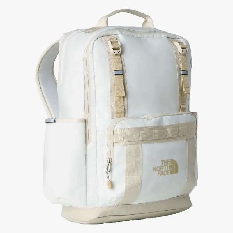 THE NORTH FACE BASE CAMP DAYPACK 