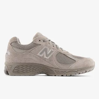 NEW BALANCE 2002