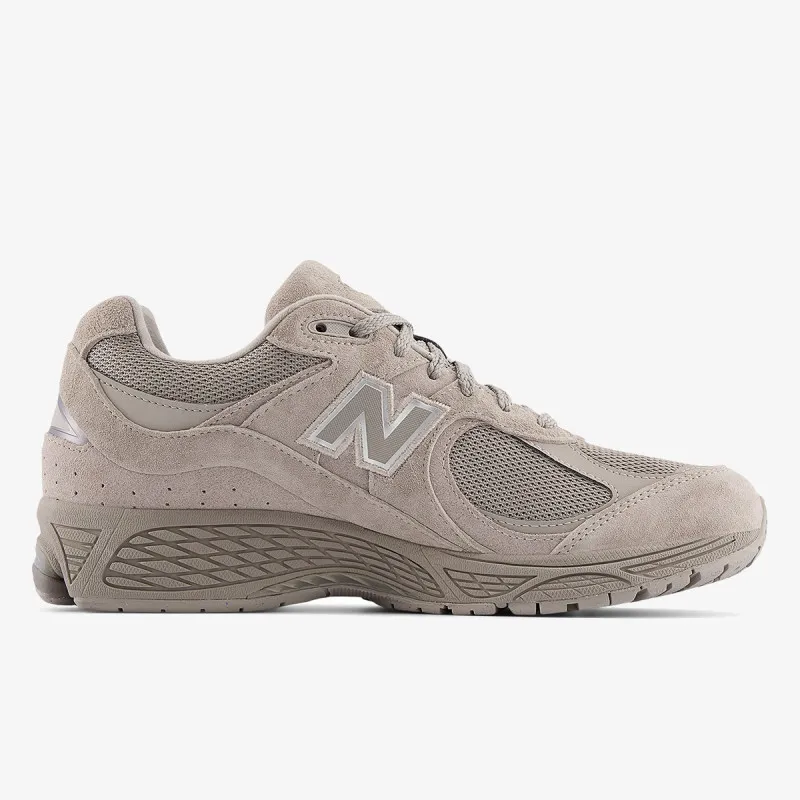 NEW BALANCE 2002