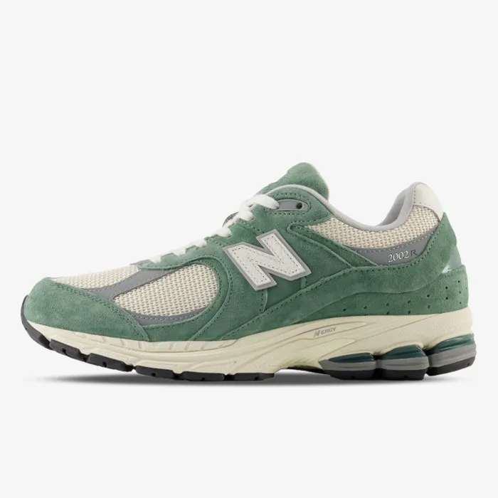 NEW BALANCE 2002R 