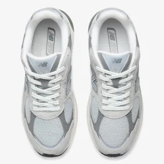 NEW BALANCE 2010 
