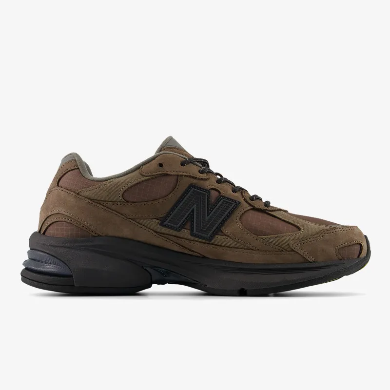 NEW BALANCE 2010 