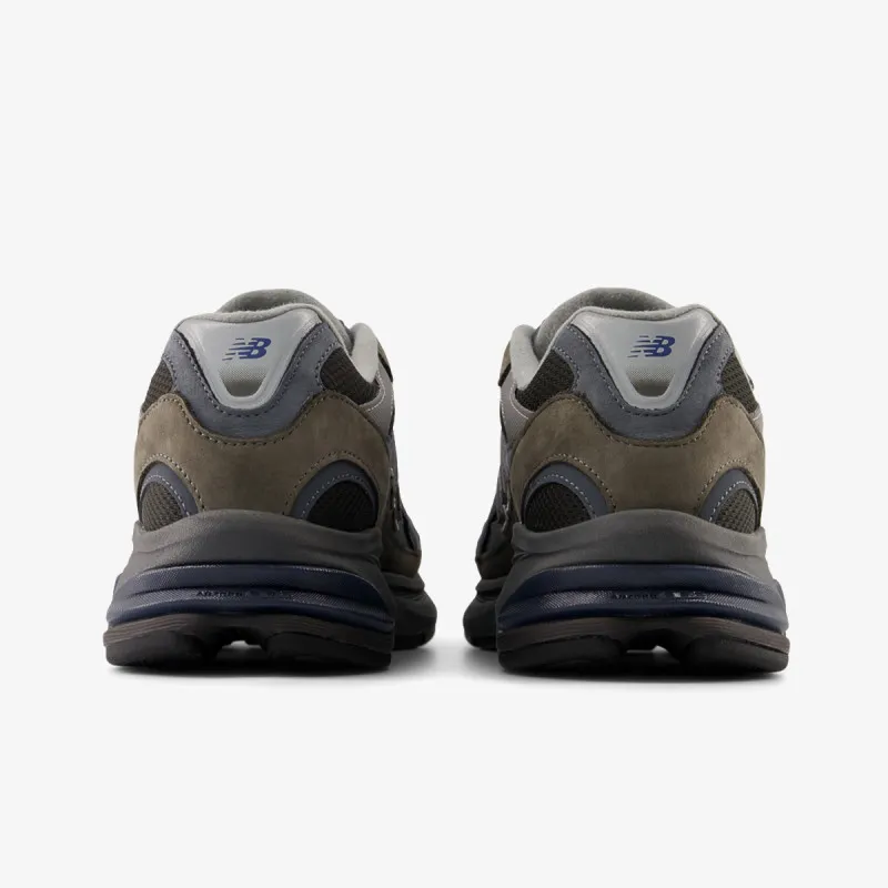 NEW BALANCE 2010 