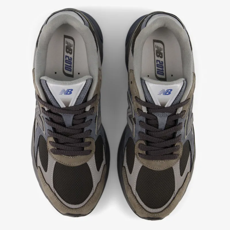 NEW BALANCE 2010 