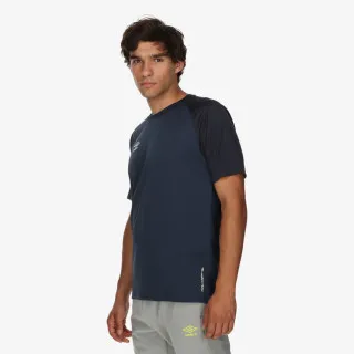 UMBRO TRAINING SHIRT