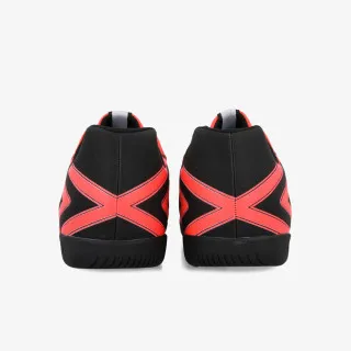 UMBRO Sweeper 2